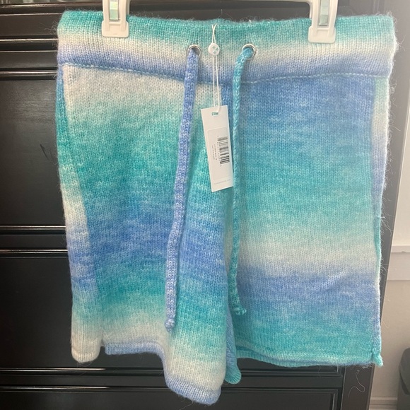 Frankie’s Bikinis Shorts - Picture 2 of 7